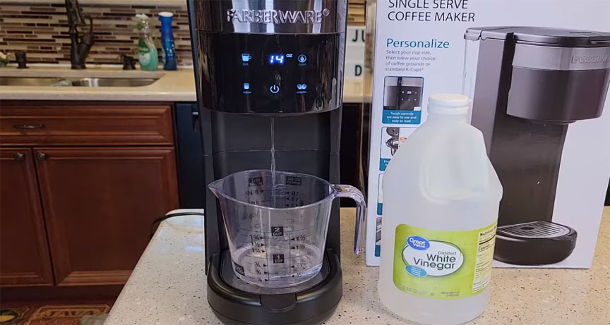clean a farberware coffee maker with vinegar